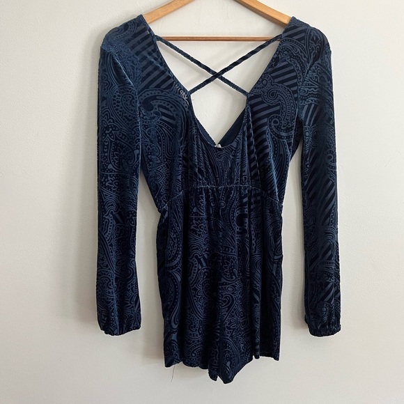 Urban Outfitters Ecote Velvet Paisley Pattern Striped Wrap Front Romper - Picture 3 of 7